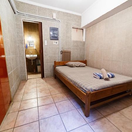 Apartmán Private Flat For 2 Or 3 With Back Yard Near Exarhia Square And Archaelogical Museum Atény Exteriér fotografie