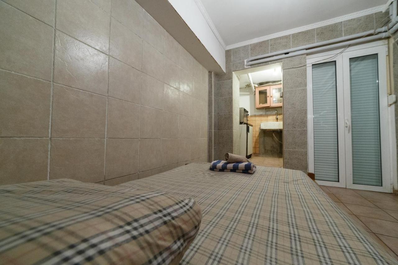 Apartmán Private Flat For 2 Or 3 With Back Yard Near Exarhia Square And Archaelogical Museum Atény Exteriér fotografie